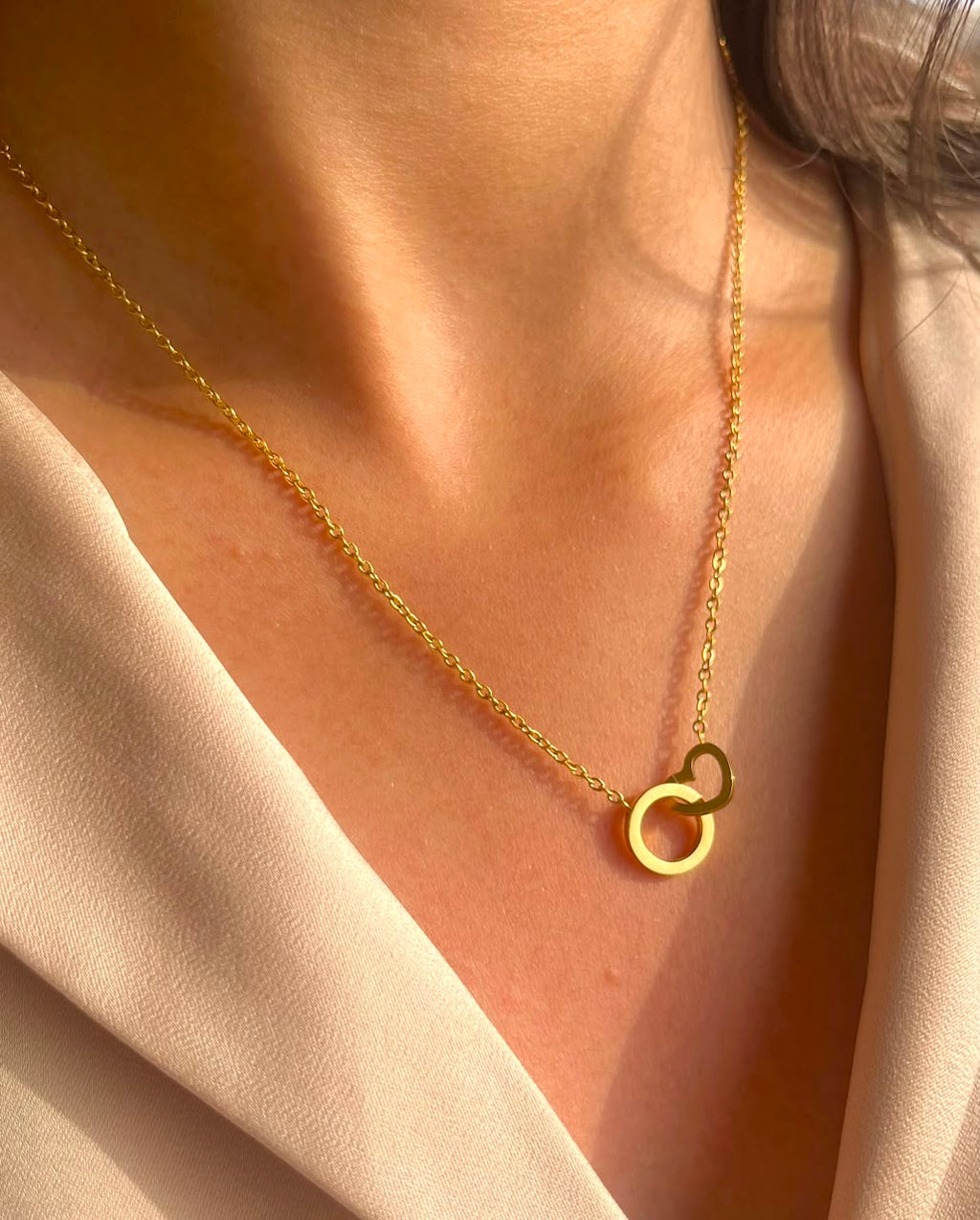 Gold Interlocked Circle & Heart Pendant Necklace